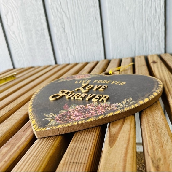 Michael's Halloween Wicked Garden Heart Gothic Live Forever Love Wall Art Plaque - Picture 6 of 12